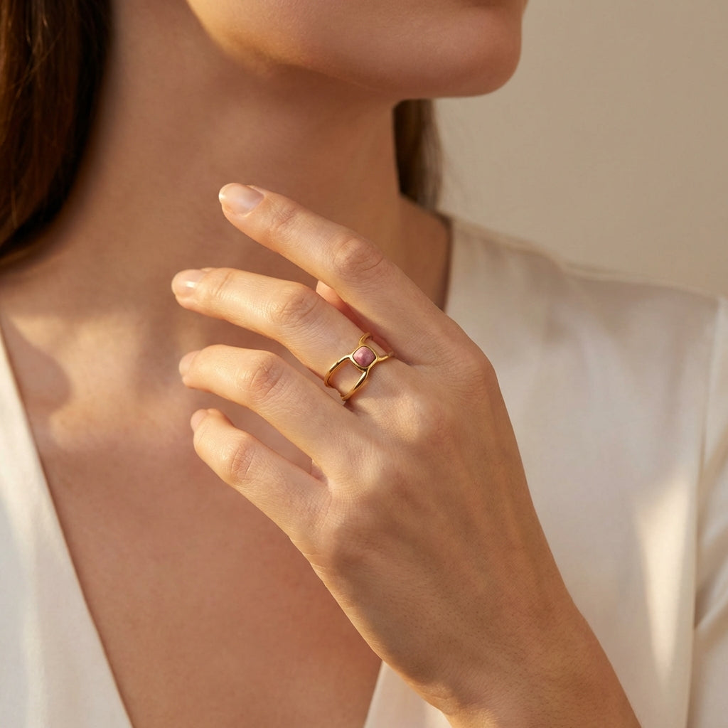 Transformation Phoebe Ring - Lifestyle