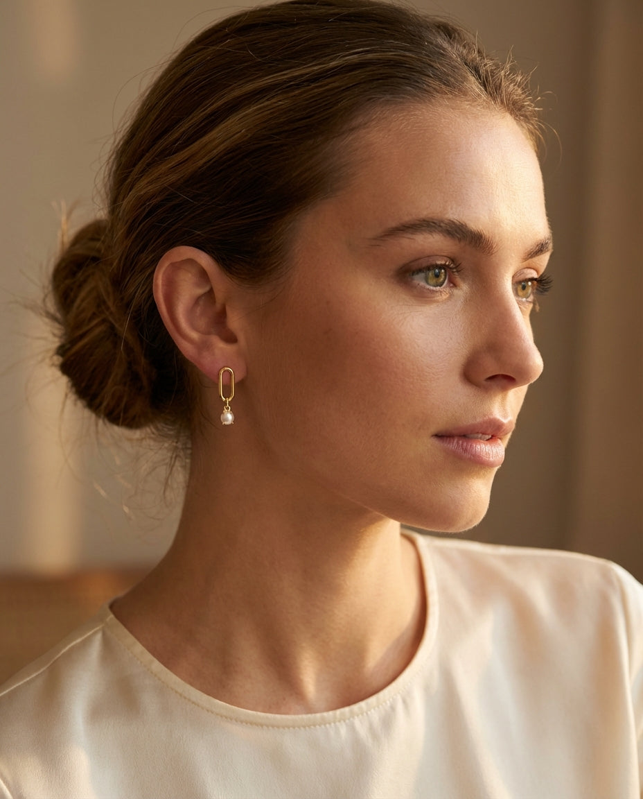 Elegance Daphne Earrings - Lifestyle