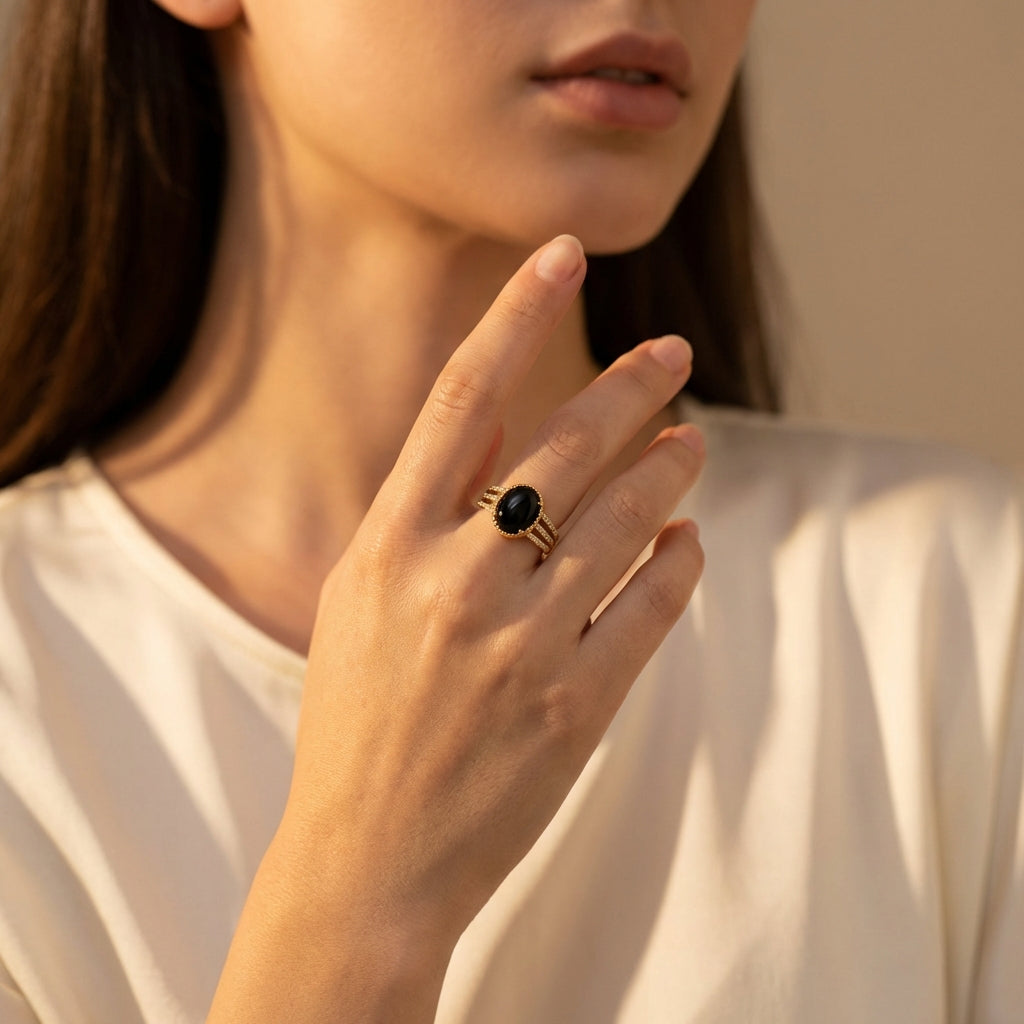 Protection Celia Ring - Lifestyle