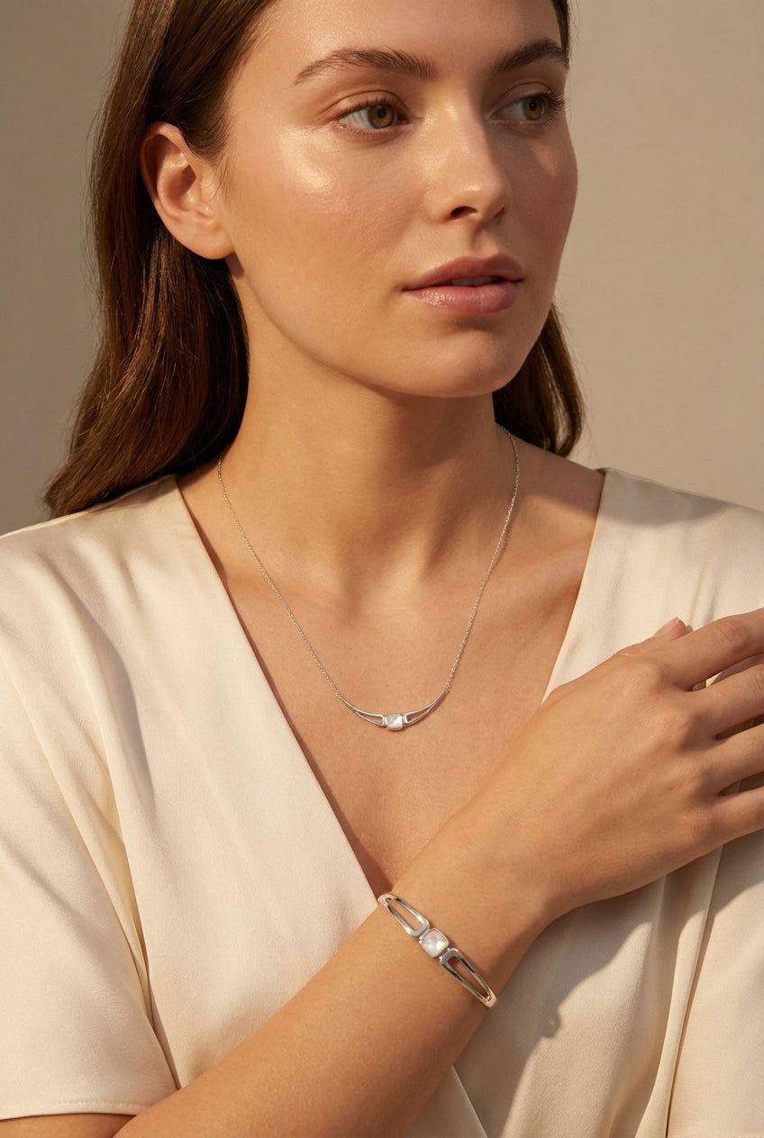 Purity Selene - Lifestyle worn image